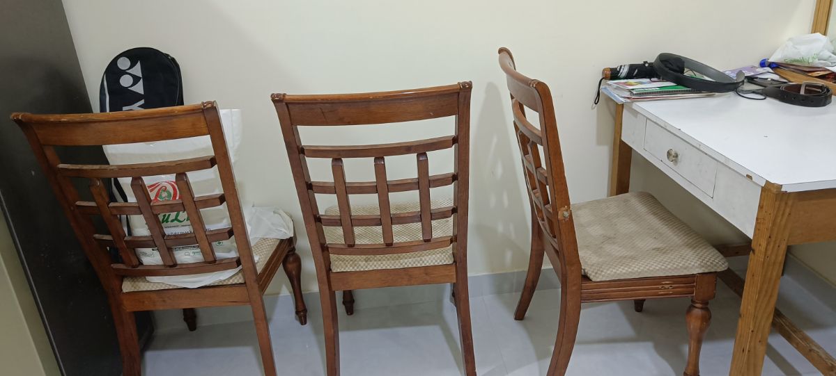 Chair and storage tables - Image 3