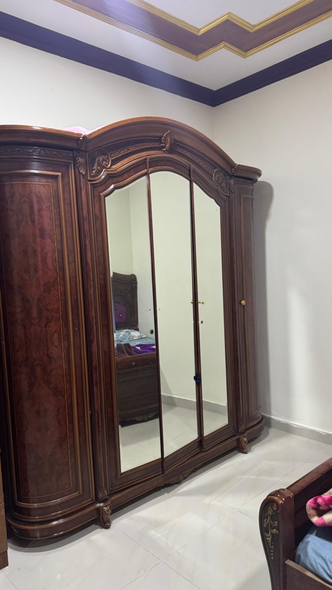 High quality bedroom set - Image 2