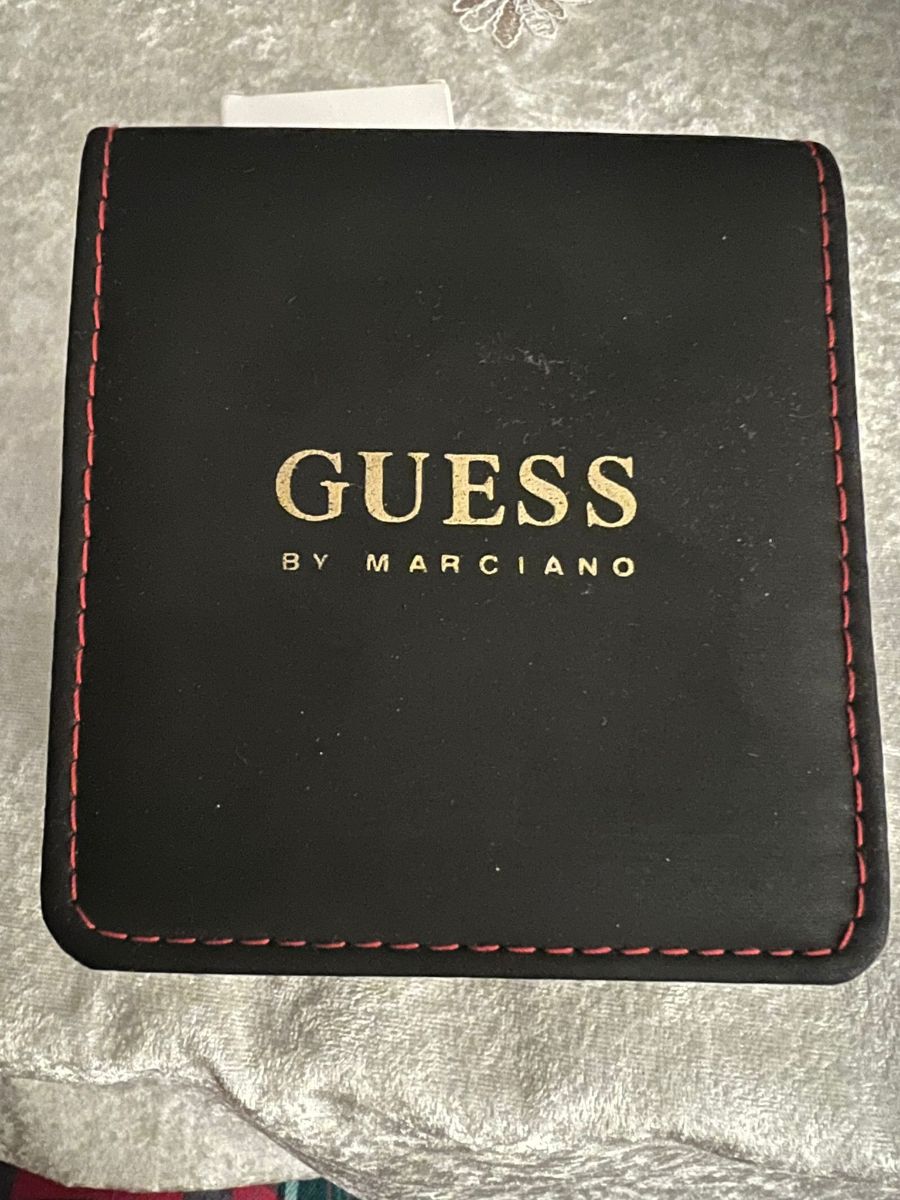 Original Used Guess - Image 2