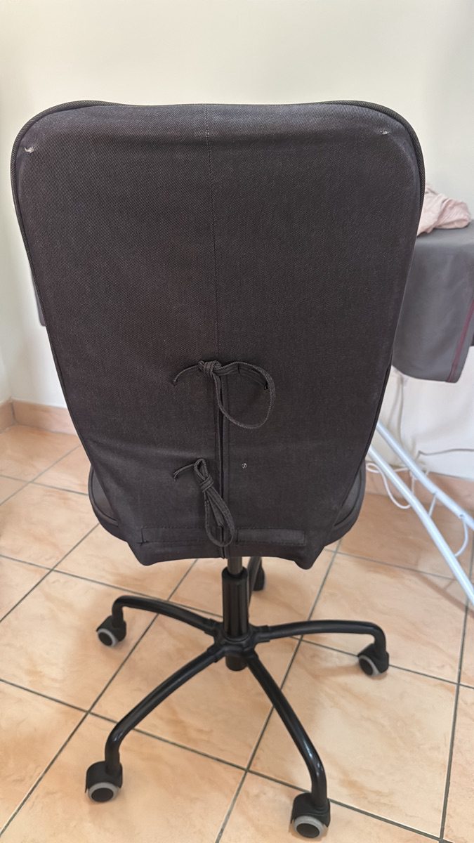 Study chair - Image 2