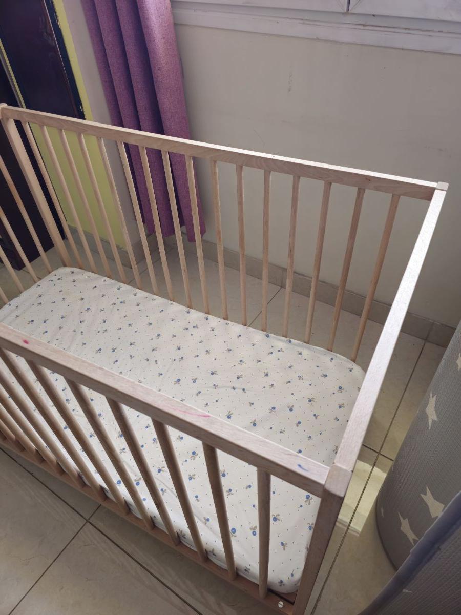 Baby cot - Image 2