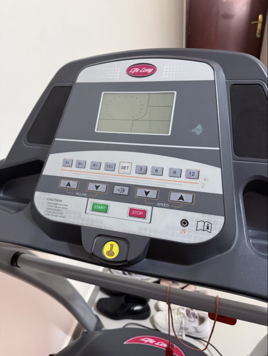 Treadmill - Image 3