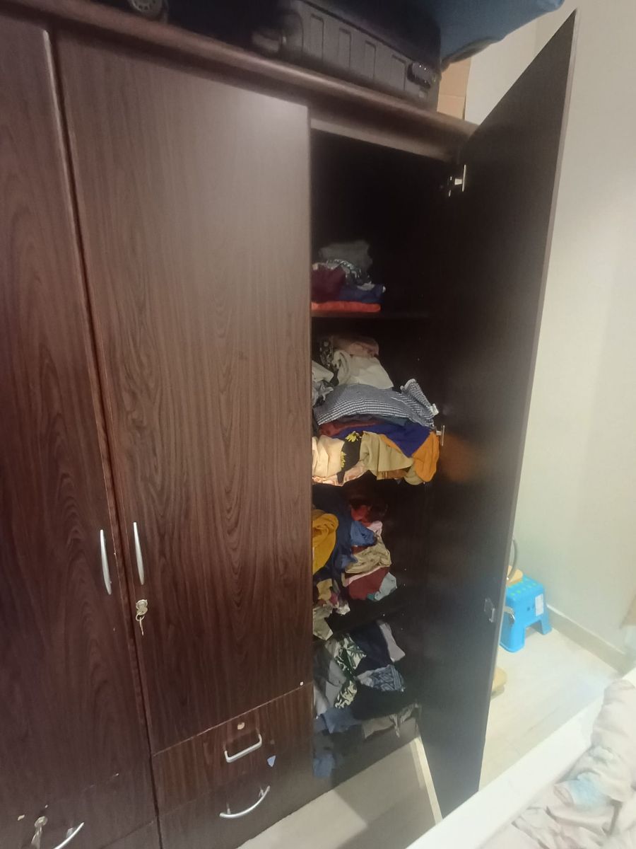Spacious Wooden Wardrobe with Multiple Drawers – Excellent Condition - Image 4