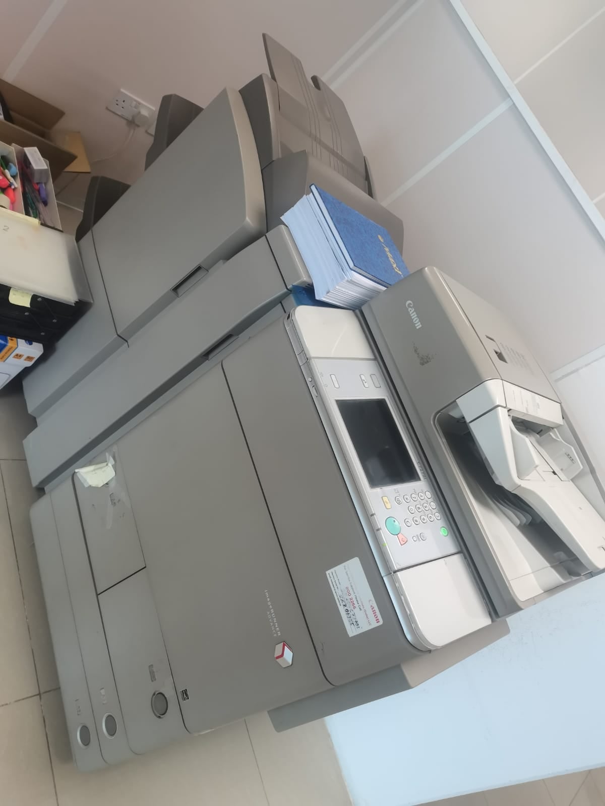Canon office printer IR-ADV C7270 - Image 1