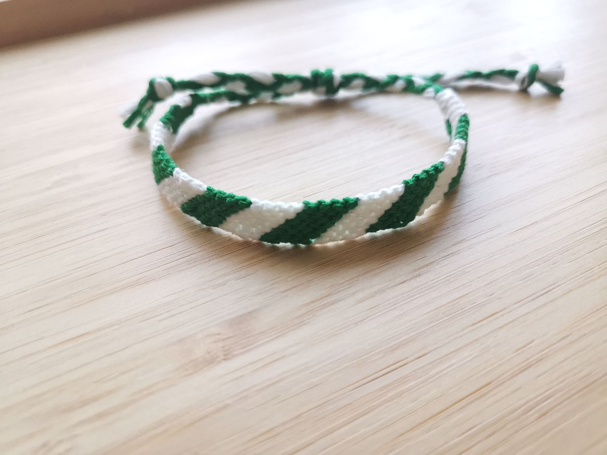 Qatar National Day Wristband Handmade - Image 8