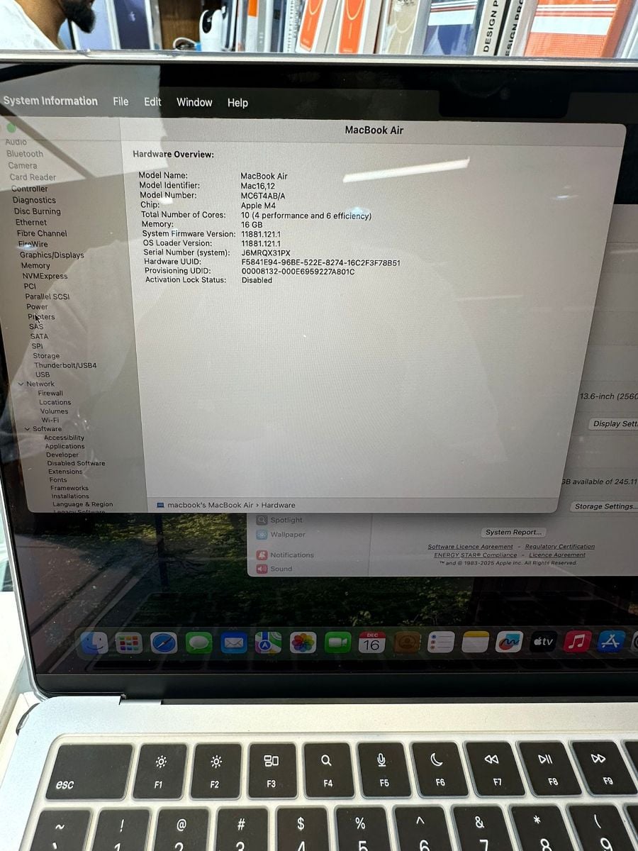 Mackbook air m4 13inch 256gb - Image 6