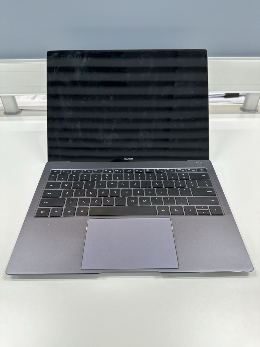Huawei Matebook X Pro i5/8G RAM/1TB SSD - Image 2