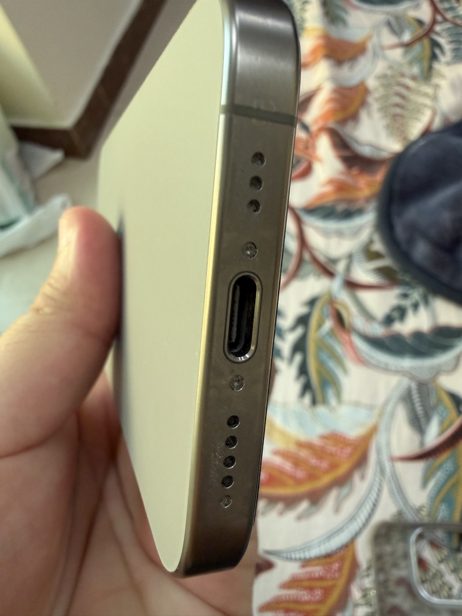 IPhone 15 Pro 128 GB - Image 3