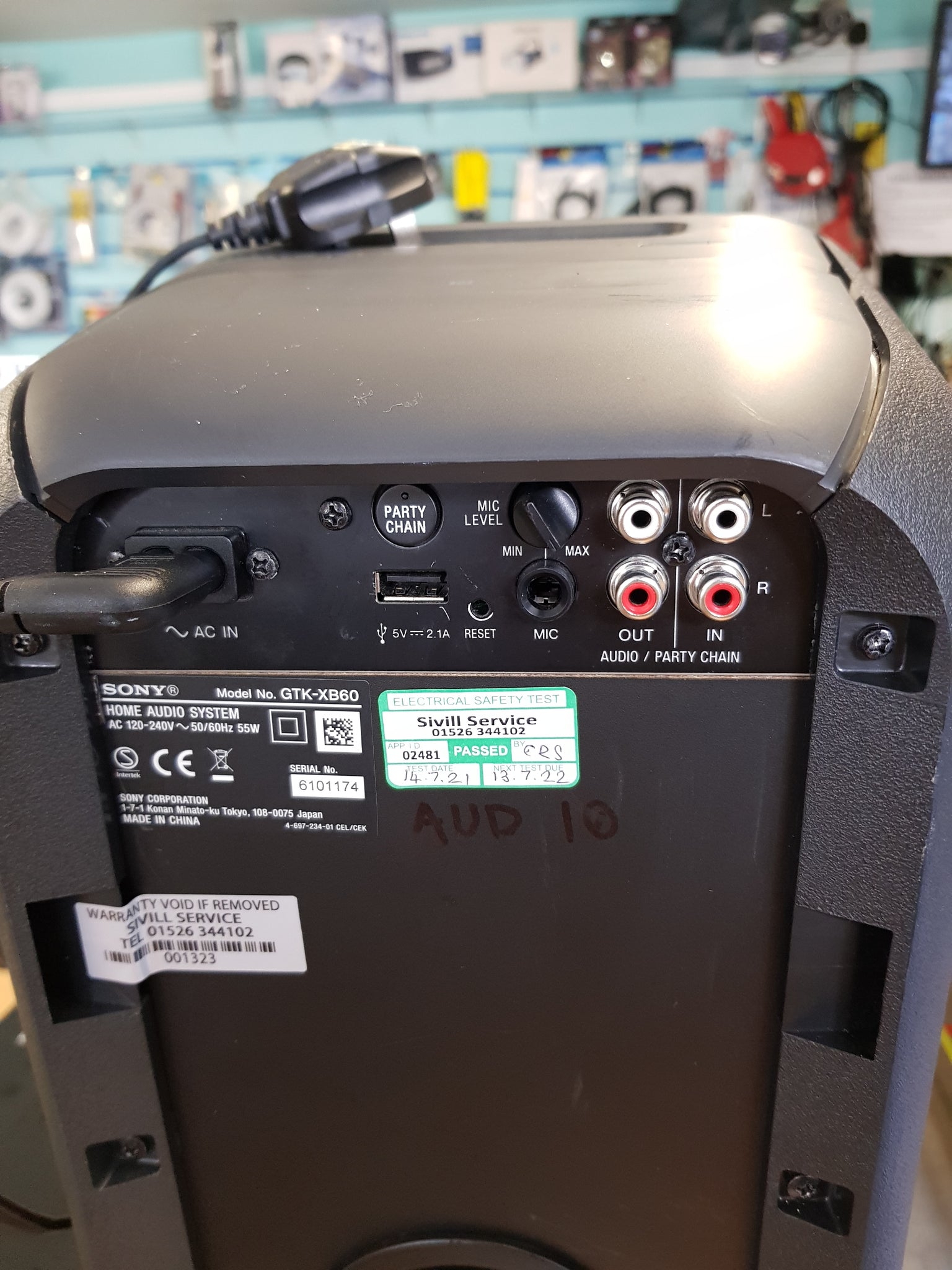 sony gtk-xb60 rechargeable wireless bluetooth speakers - Image 3