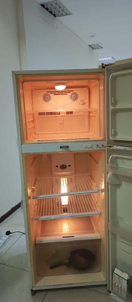 Refrigerator - Image 3