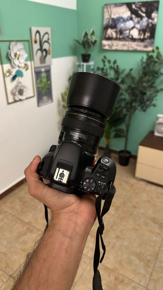 85 mm lens for sell - Image 1