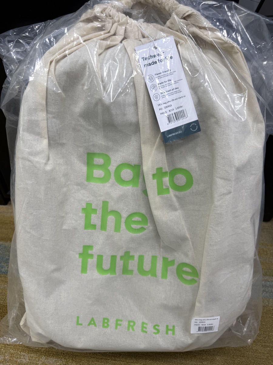 LABFRESH EXPANDABLE RAINPROOF BACKPACK - Image 6