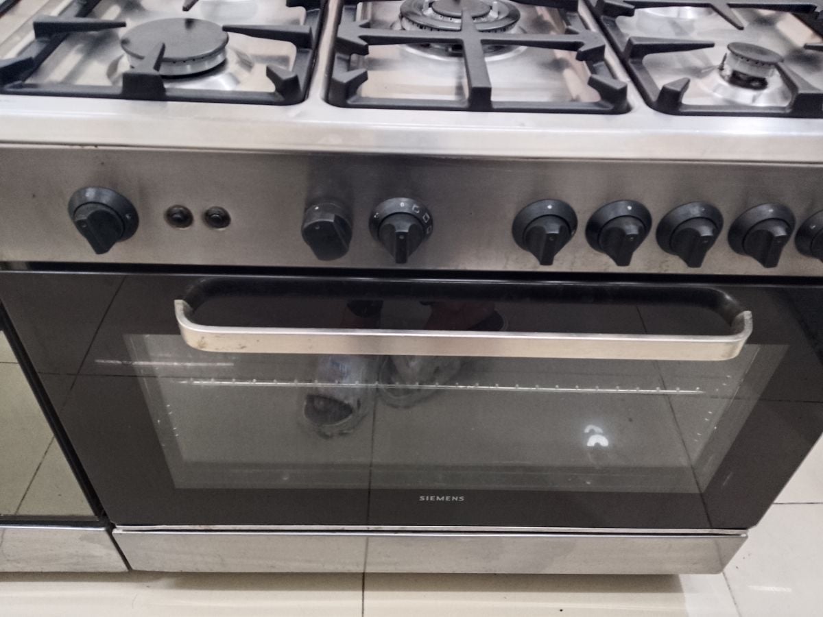 Gas stove for sale - Image 1