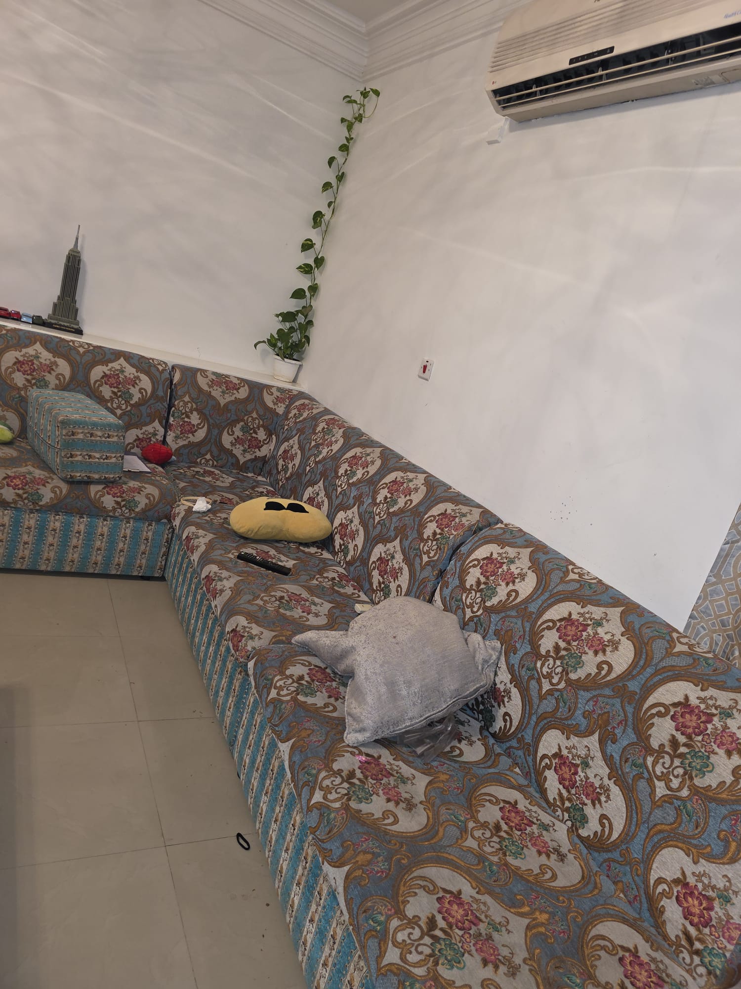 Furnitures for urgent Sale - Image 1