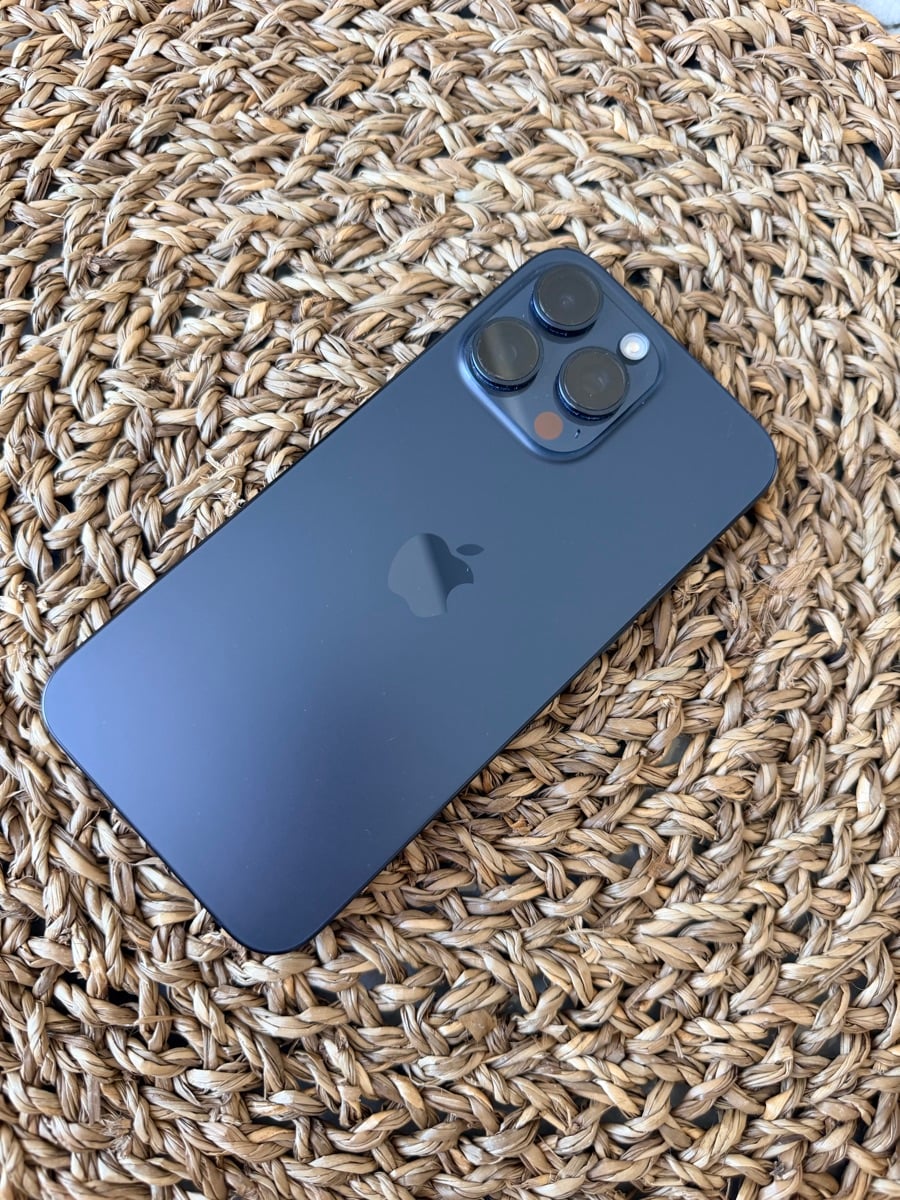 iPhone 15 pro max 256g - Image 2