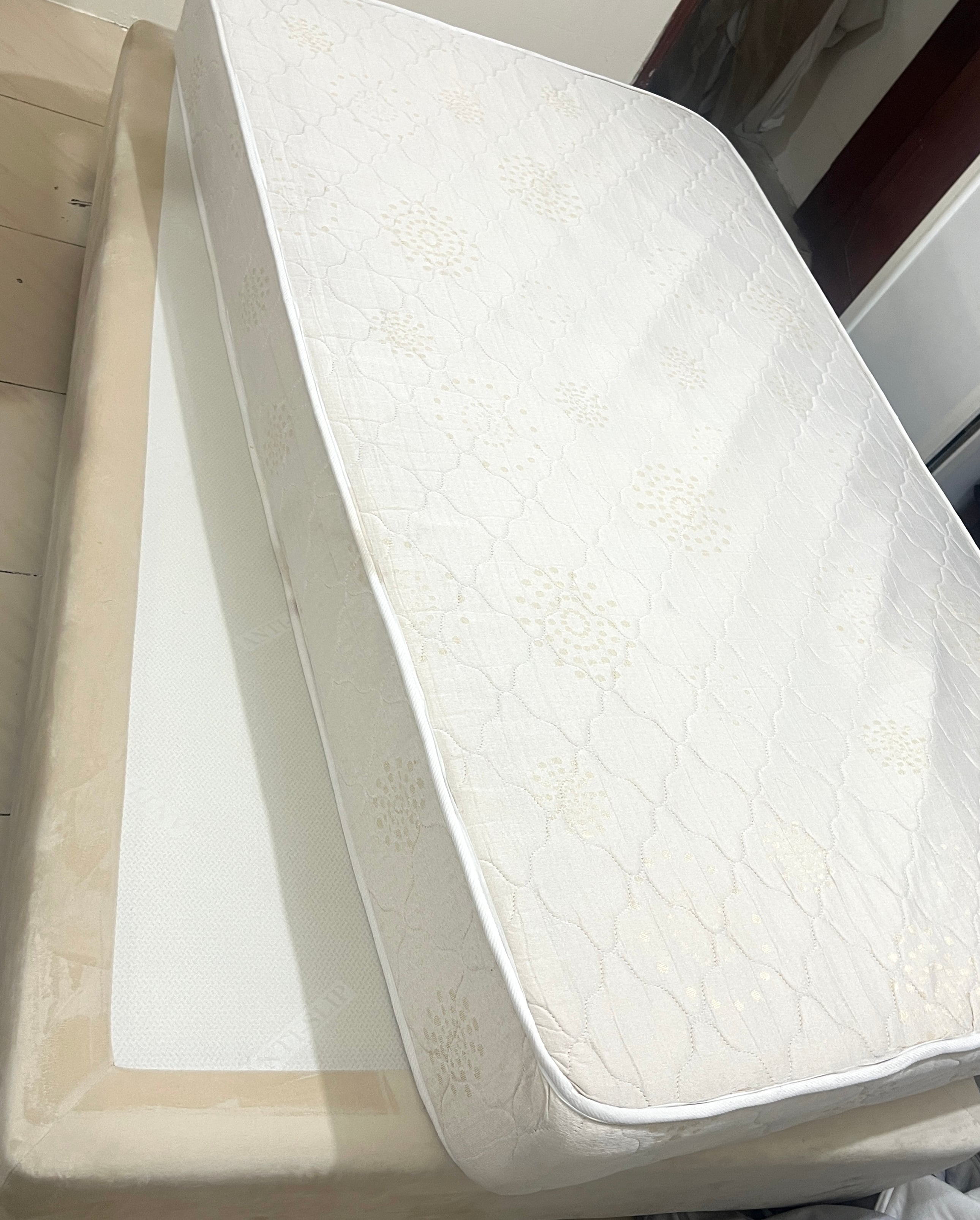 BED AND MATTRESS - Image 3