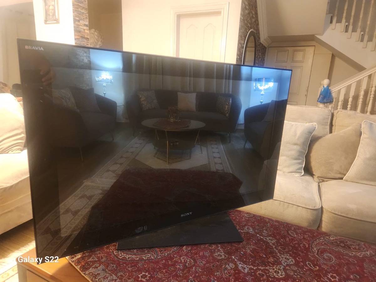 SONY FULL HD TV - Image 2