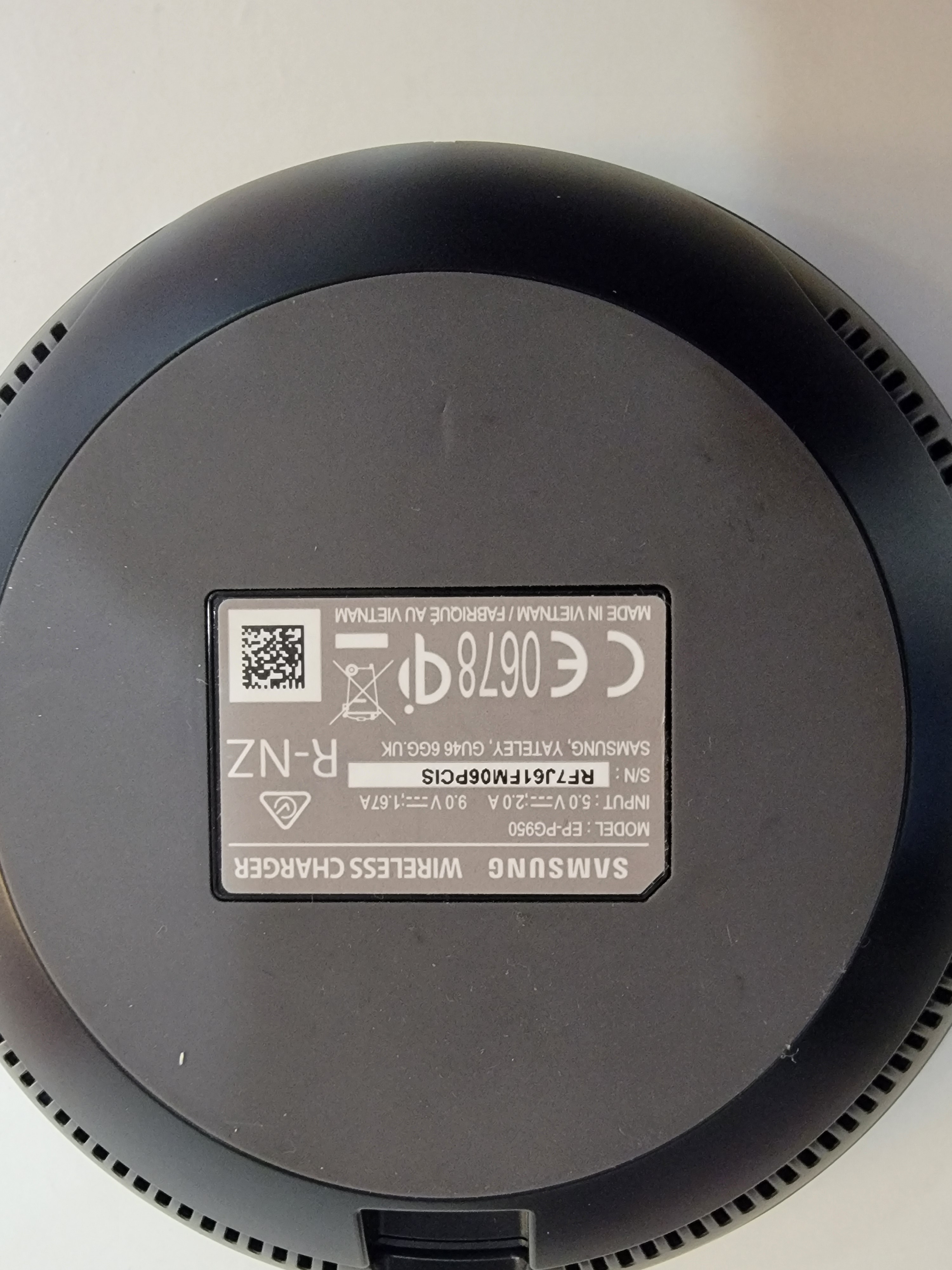 Samsung Wireless fast charger - Image 2