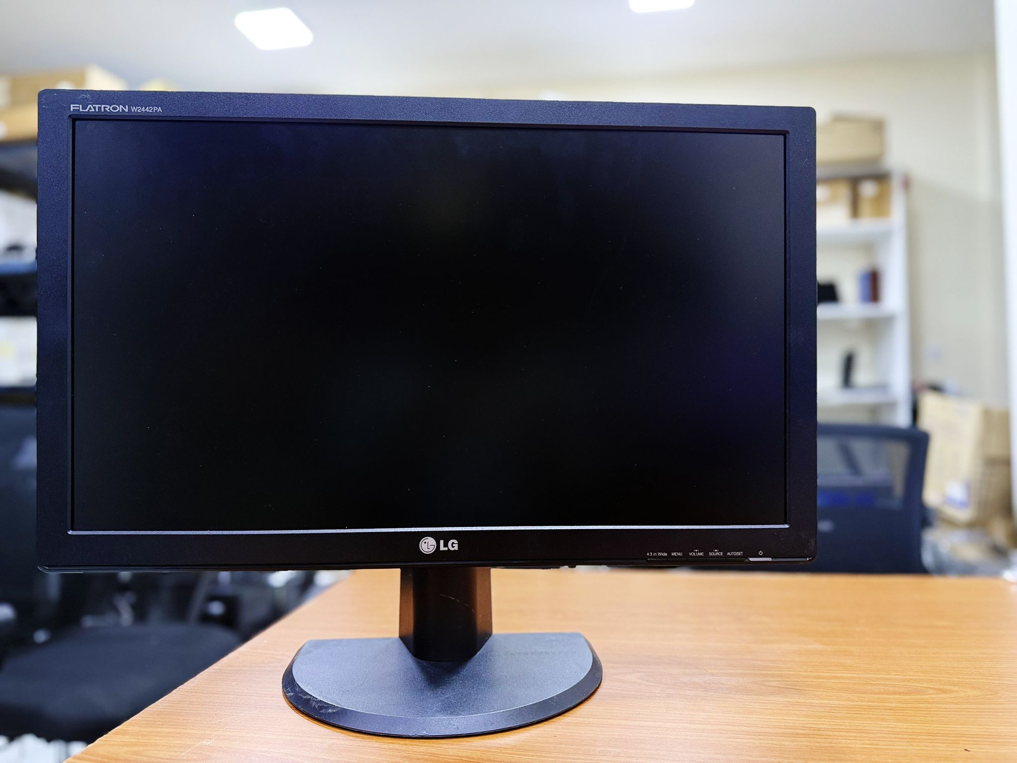  24” Monitors — Only 170 QR - Image 2