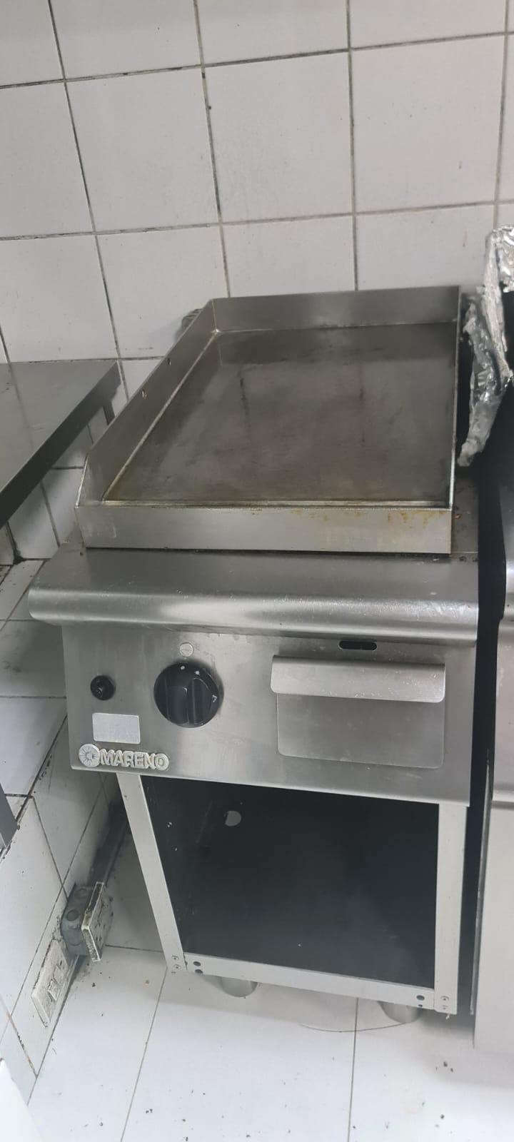  frezer + chiller  ( Restaurant equipment )  - Image 11