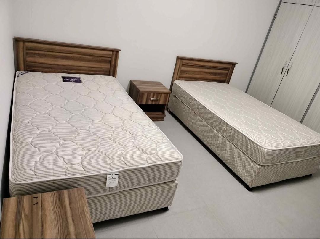 Qatar Airways furniture available - Image 4