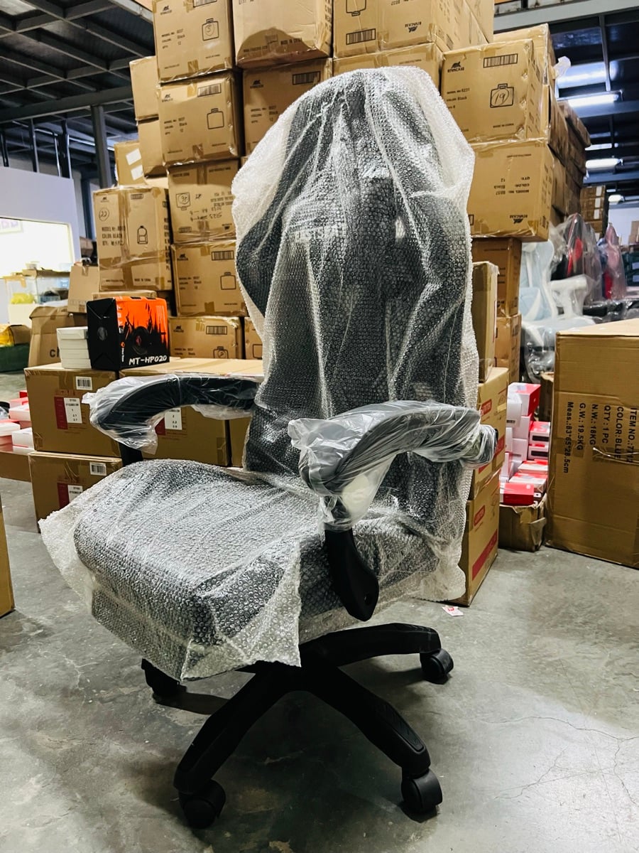 Gaming chair - Image 4