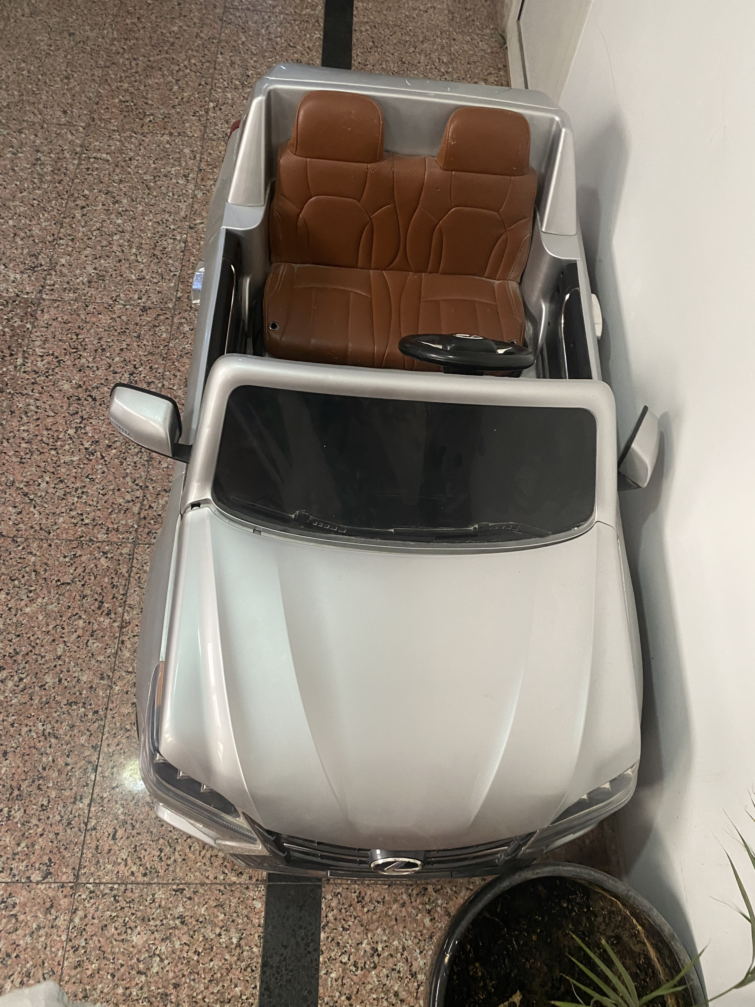 Rechargeable Lexus Mini Car / Toy car - Image 3