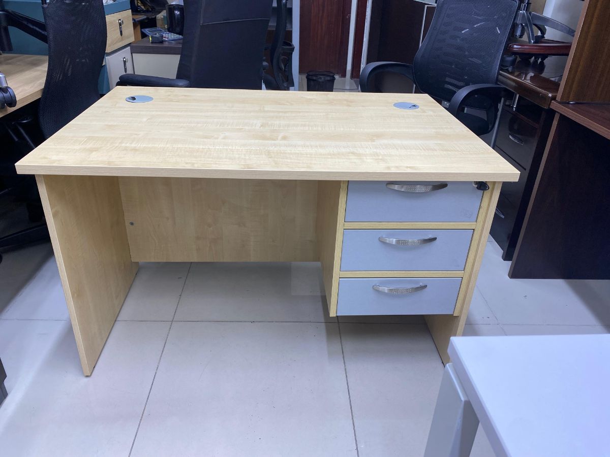 Used office furniture buy and sale - Image 7