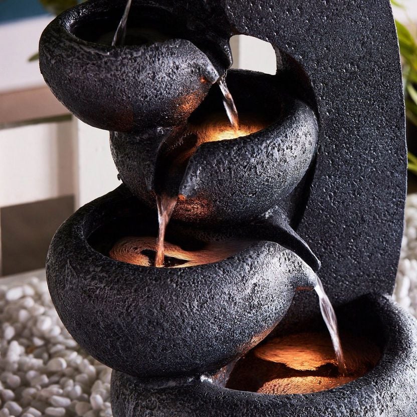 Water fountain - Image 1