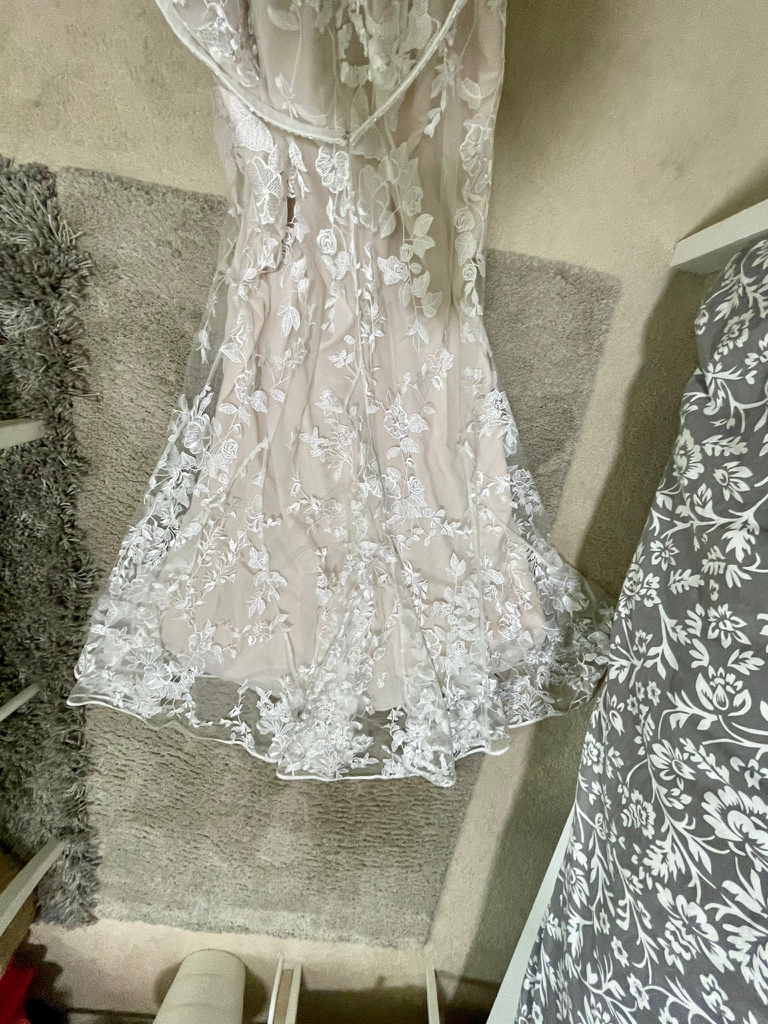Wedding dress - Image 6