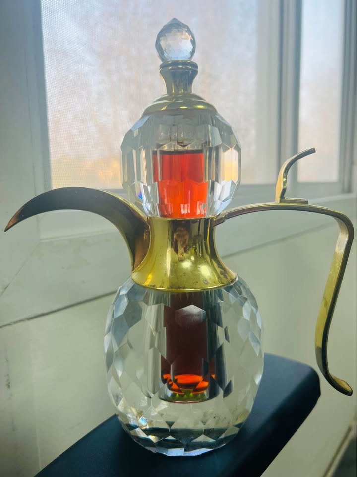 Big Crystal Kettle Attar دلة کریستال مع عطر - Image 2