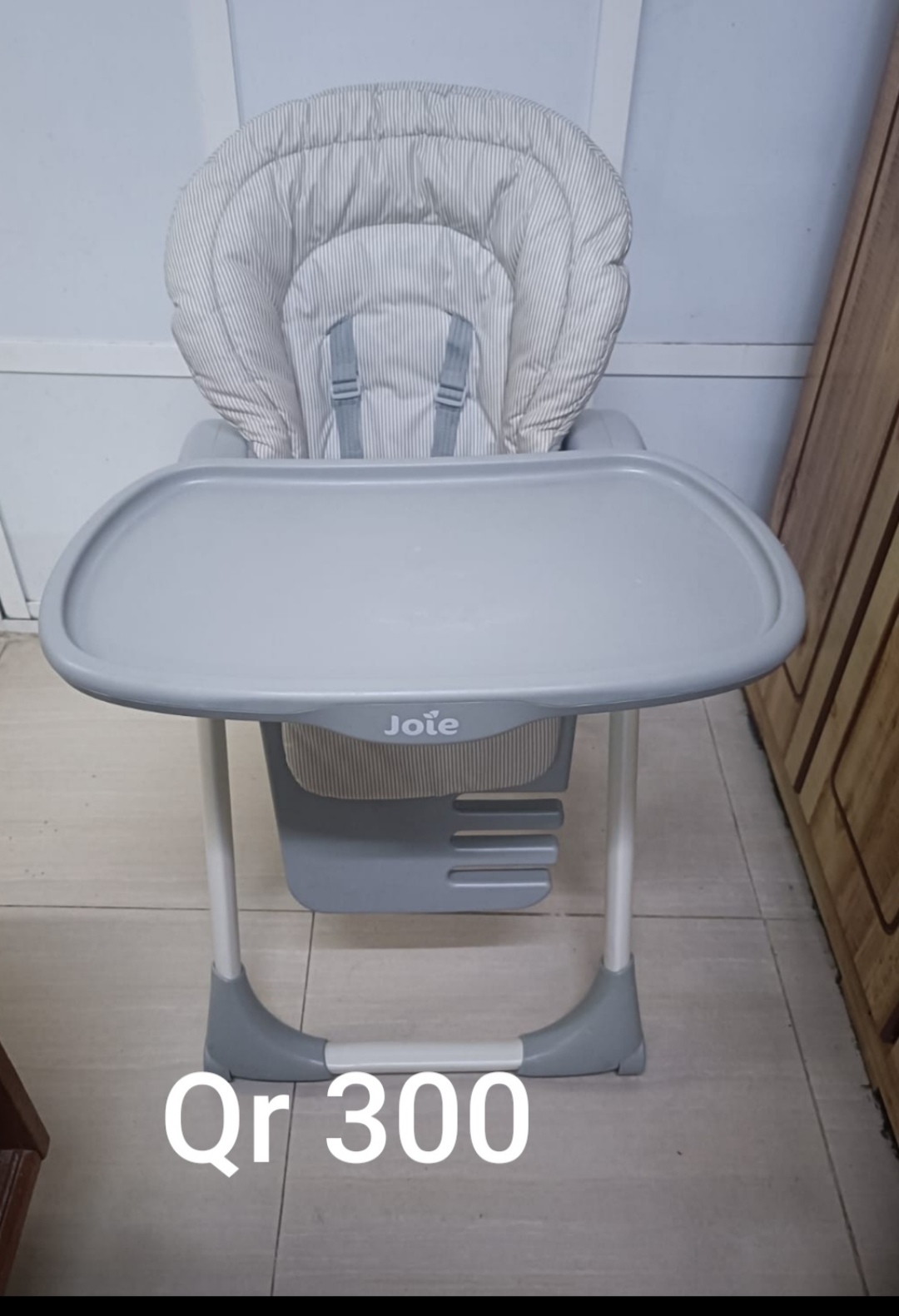 House items - Image 1