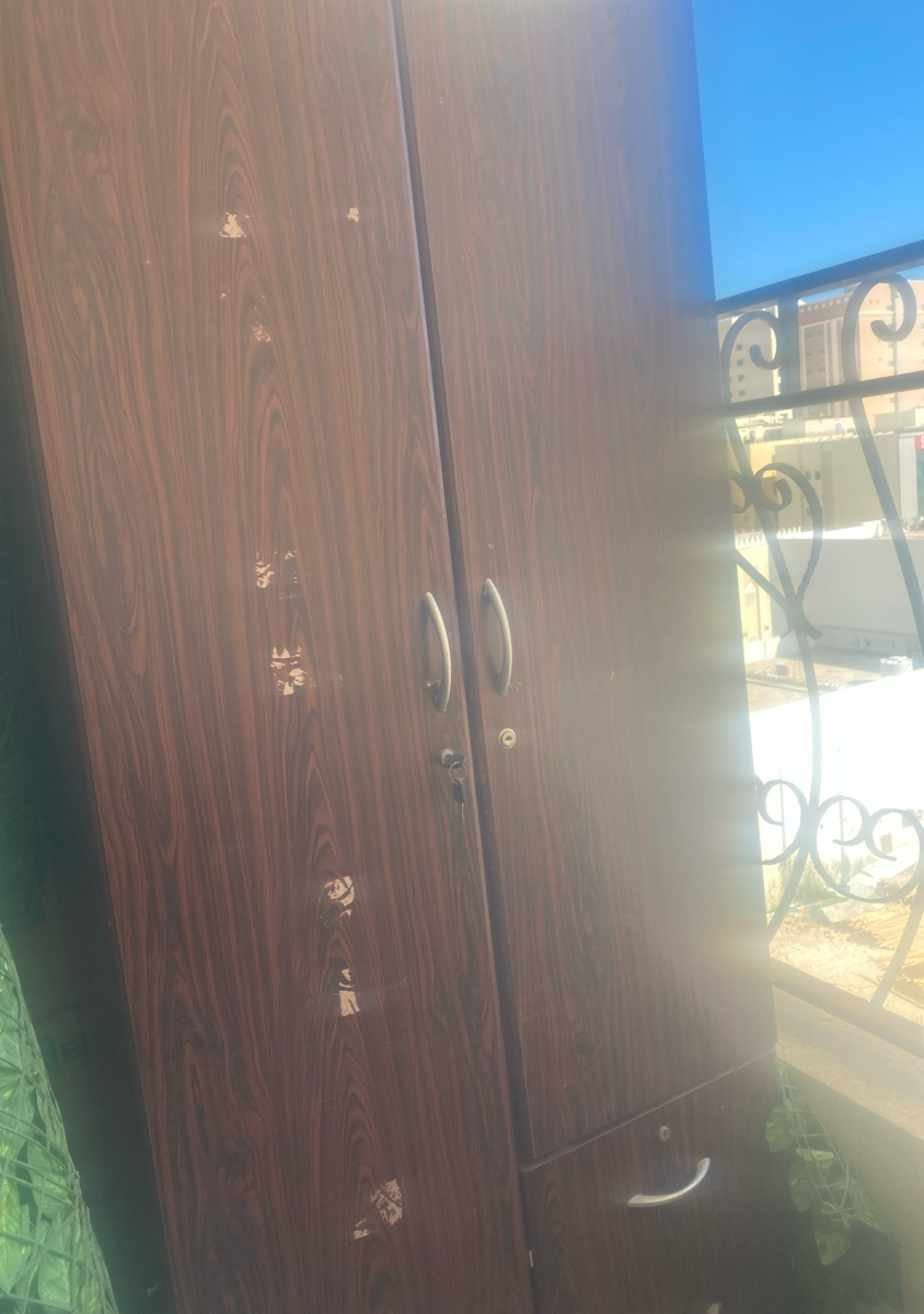 Double Door Cupboard for Sale - Image 2