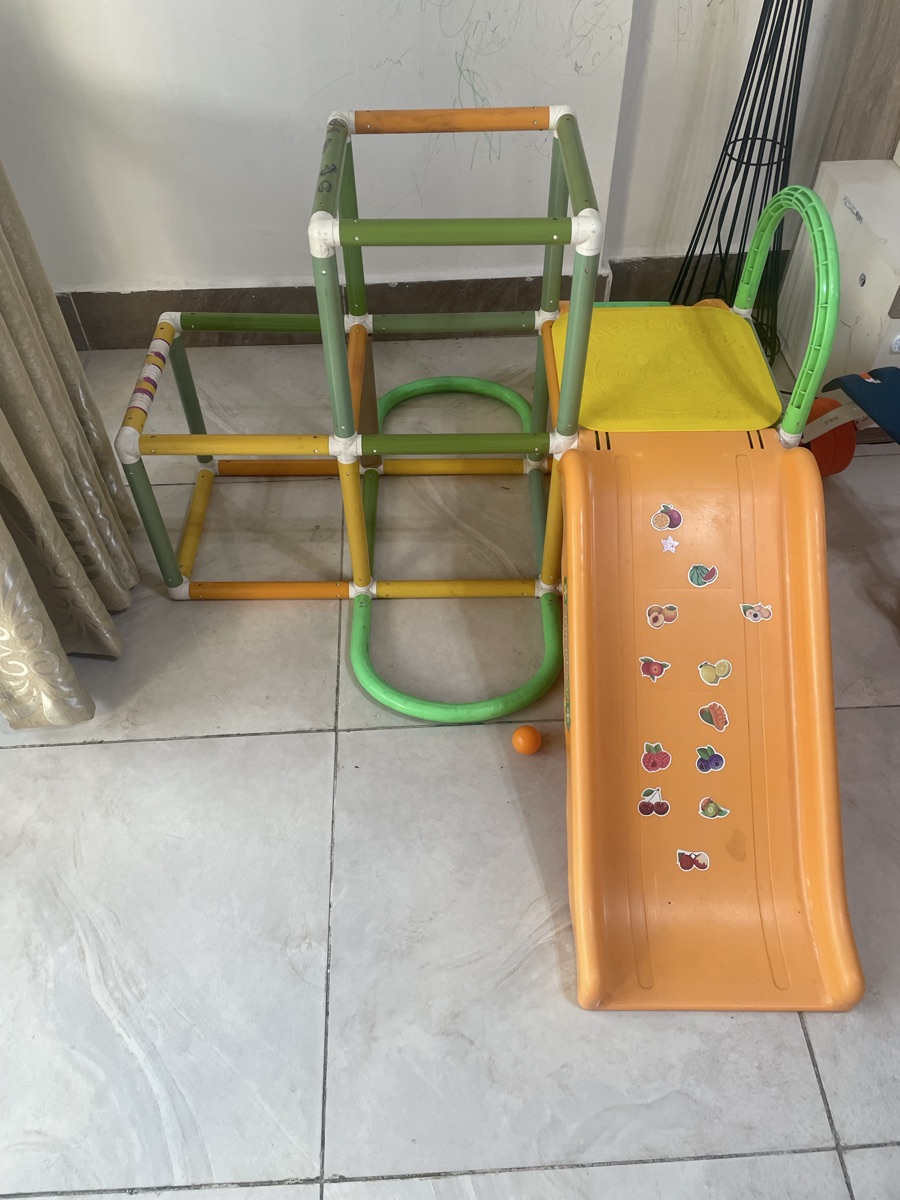 Indoor play gym - Image 2