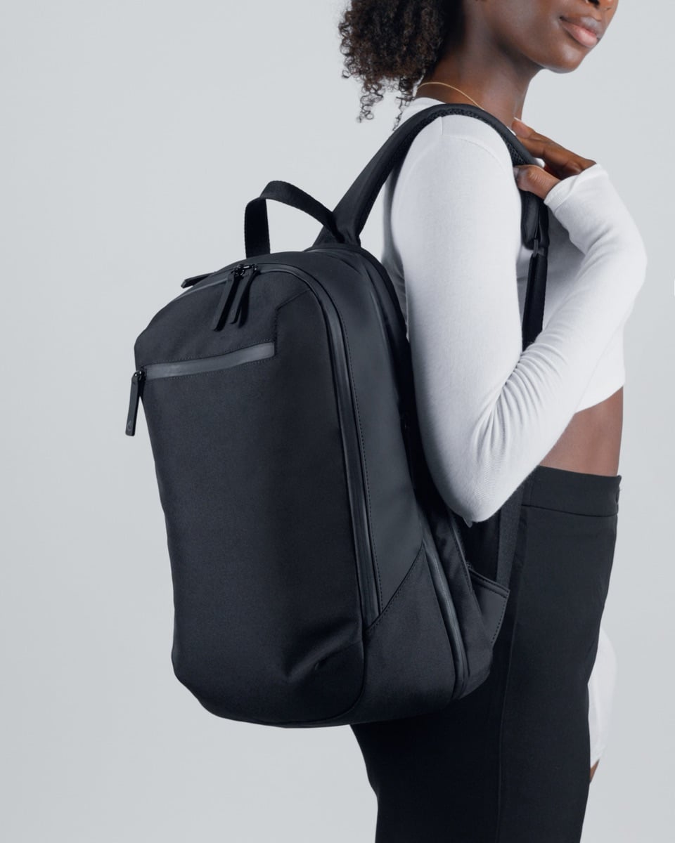 LABFRESH EXPANDABLE RAINPROOF BACKPACK - Image 3