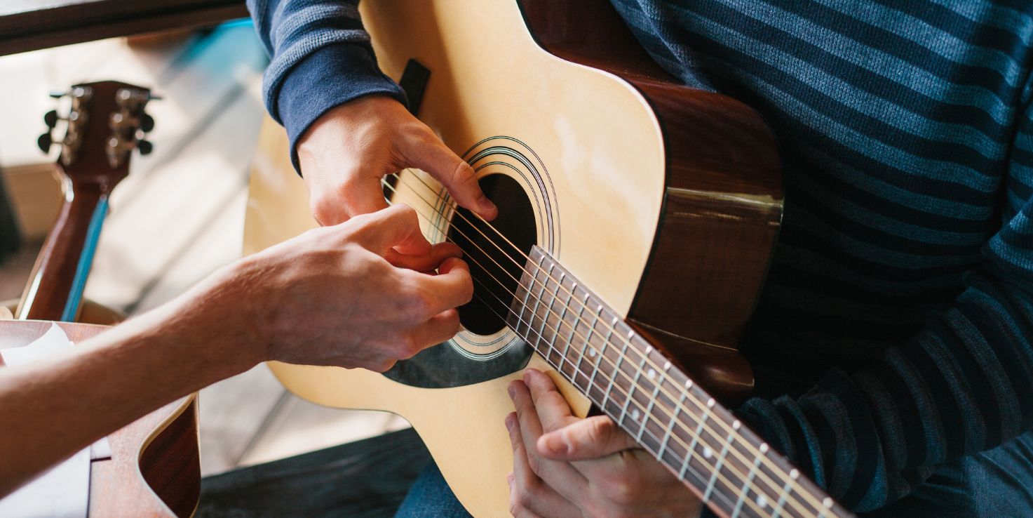 Guitar Lesson For Only 100 - Image 1