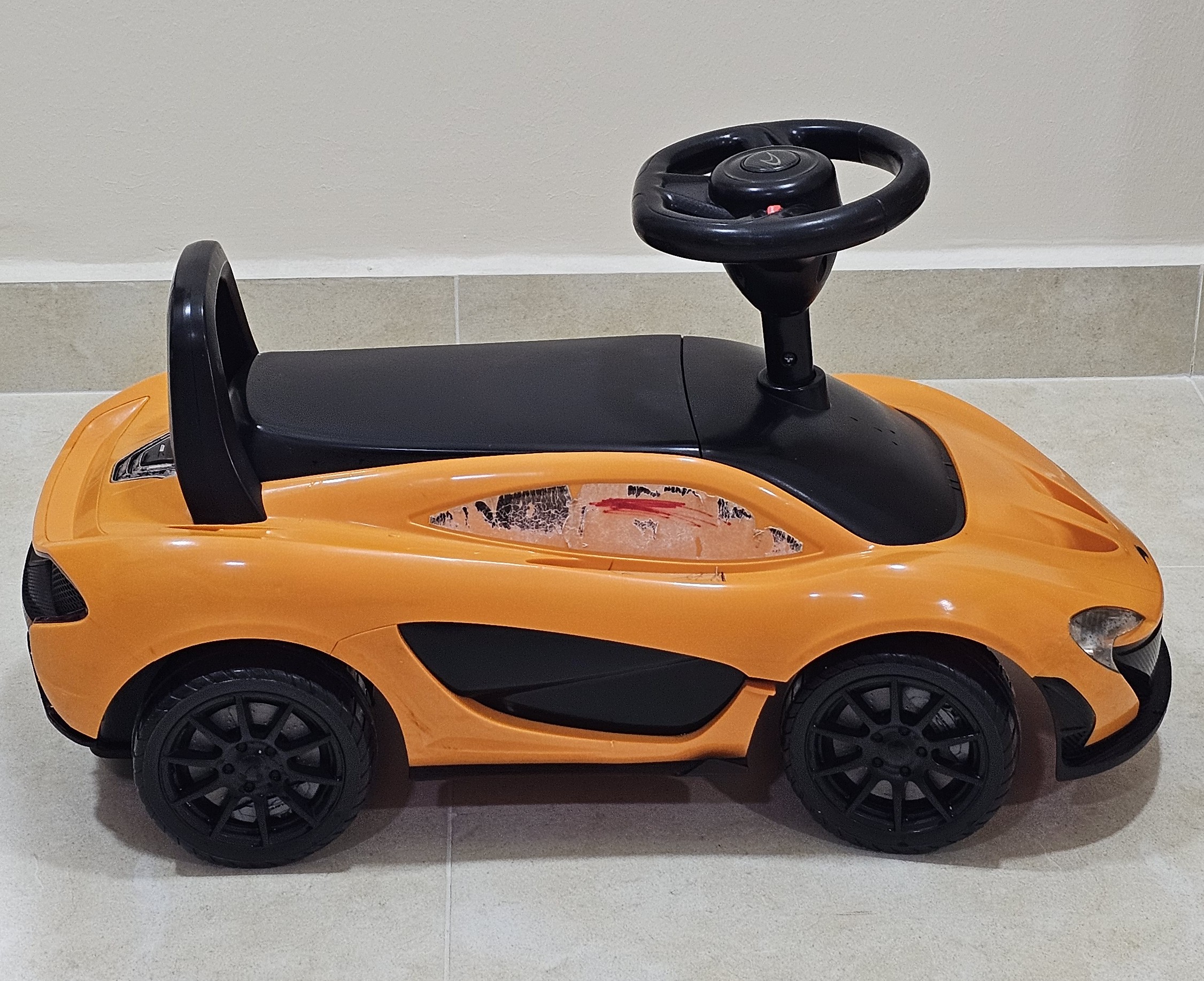 Kid's Car - Image 1