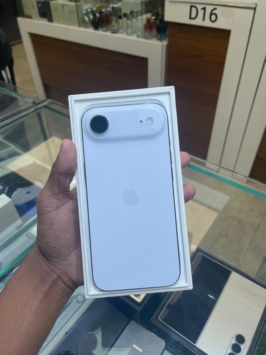 iPhone air - Image 1