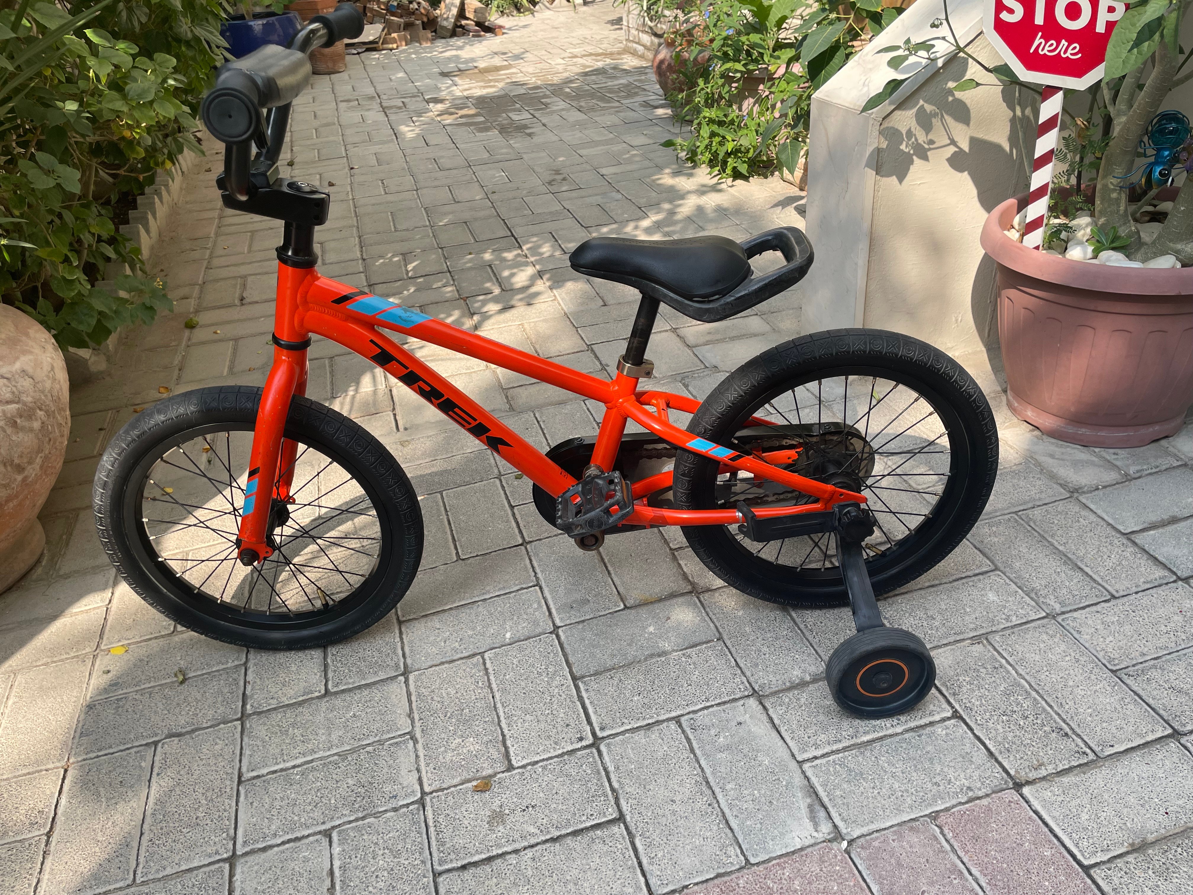 Child’s Trek bicycle  - Image 3