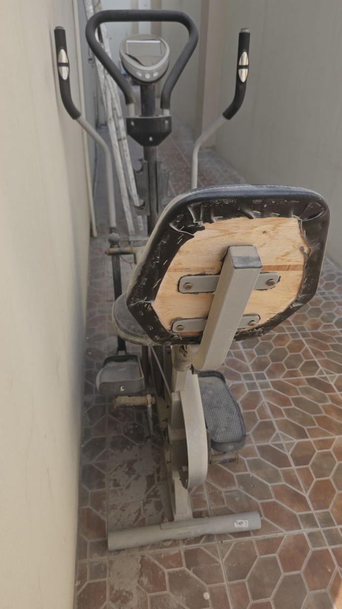 Orbitrac 4 Handle Elliptical Bike Cross Trainer - Image 4