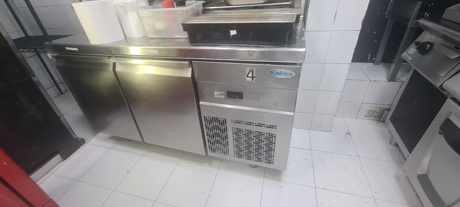  frezer + chiller  ( Restaurant equipment )  - Image 9