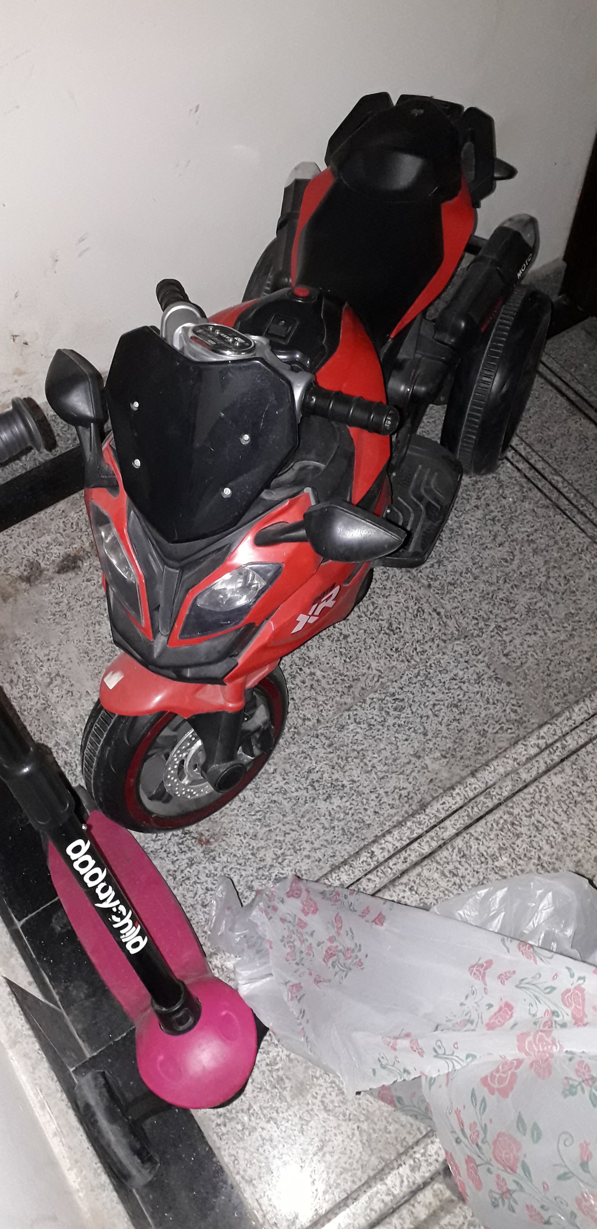 Kids bike - Image 3