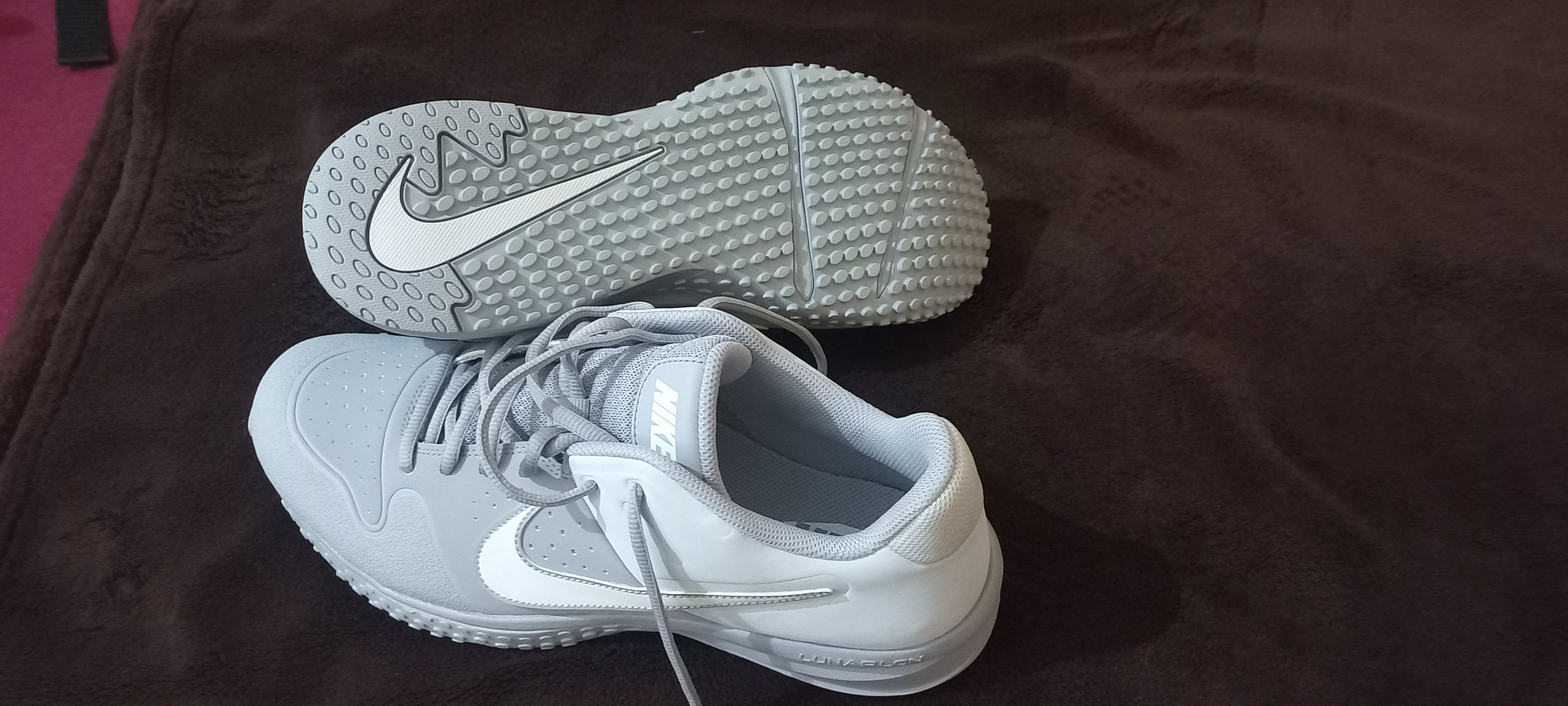New Nike Shoes ? (size in the photo) - Image 3