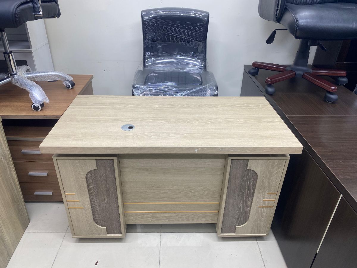 Used office desk study table metting table reception workstation sofa buy 33270617 - Image 9