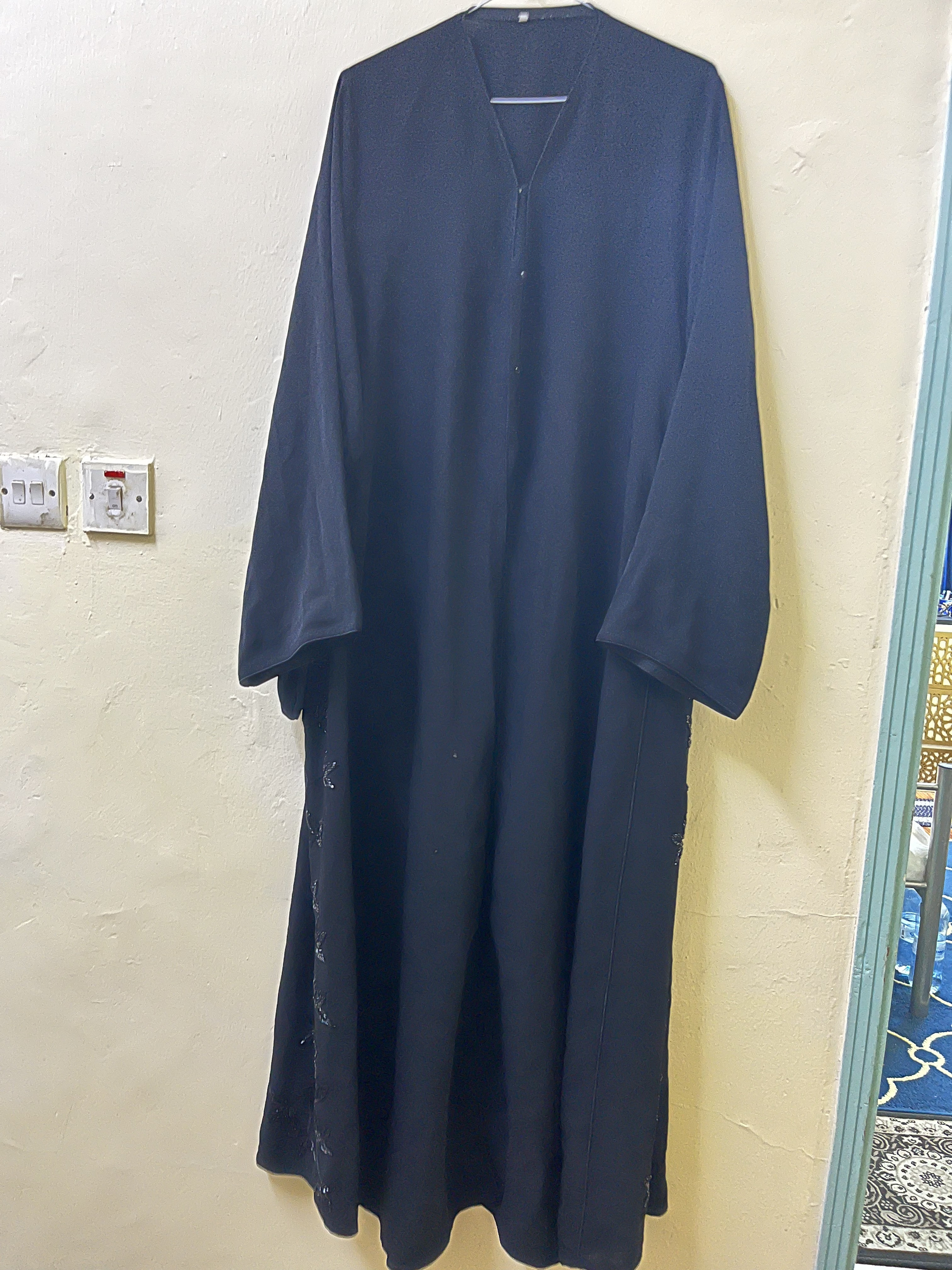 Used abaya average size 54 - Image 8