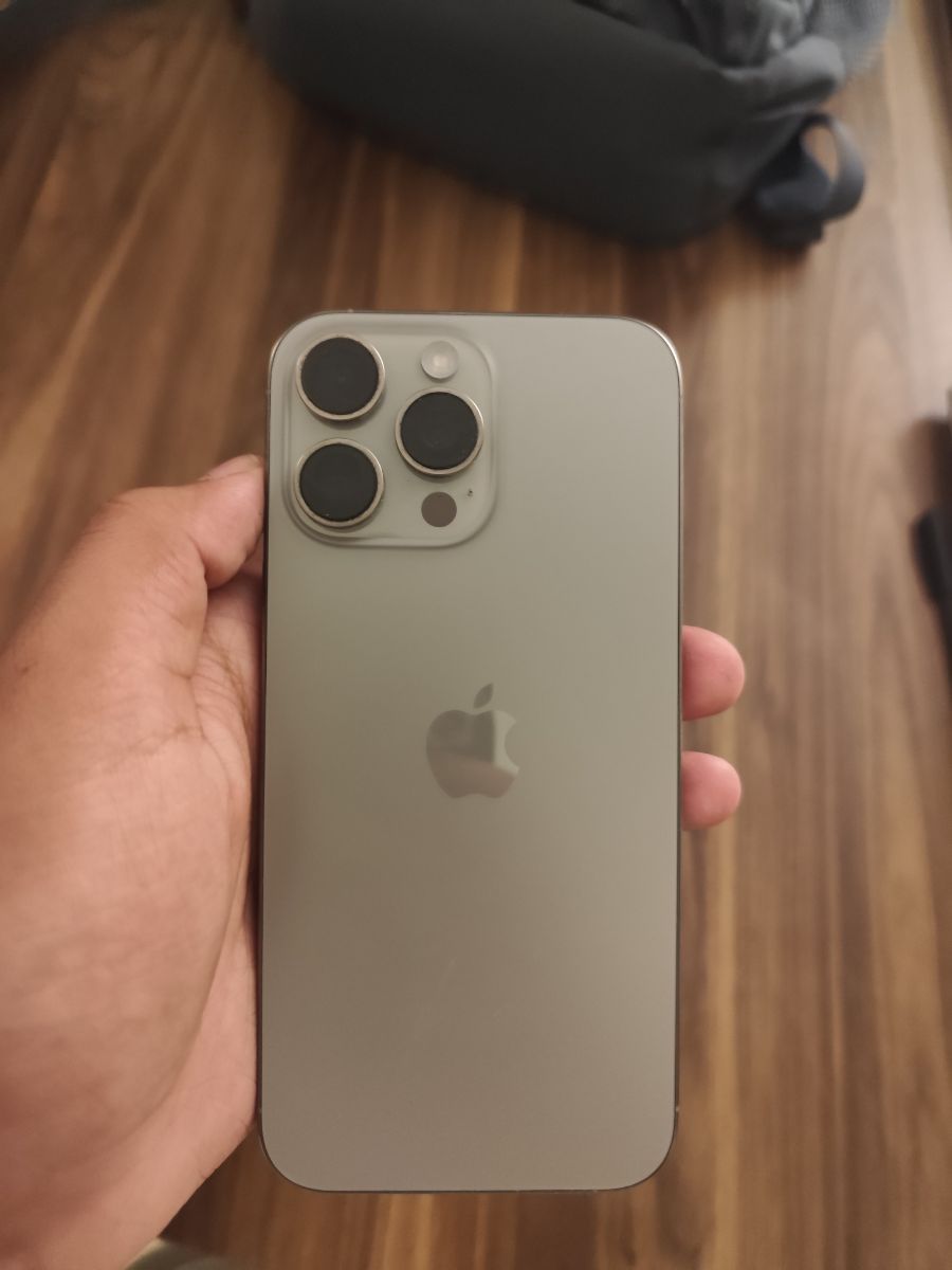 iPhone 16 pro max - Image 1