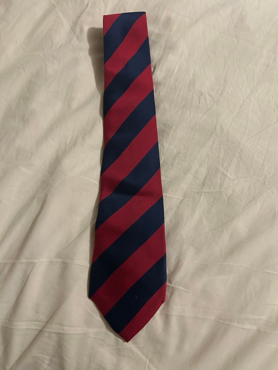 Men’s Suit - Medium (3 free ties) - Image 9