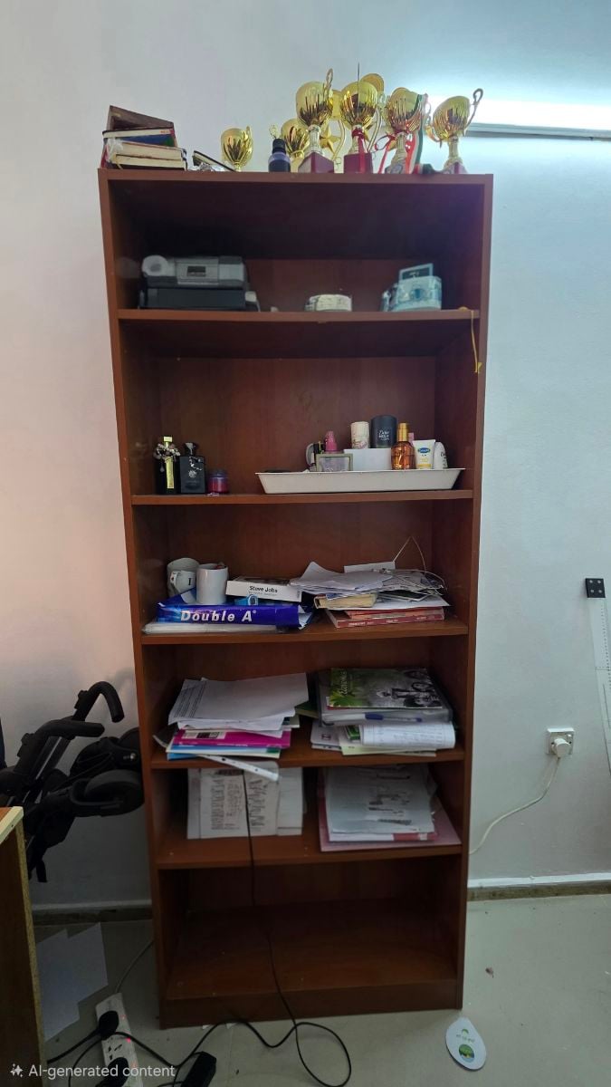 Book shelf - Image 1