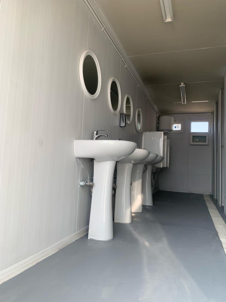 Portable toilets - Image 9