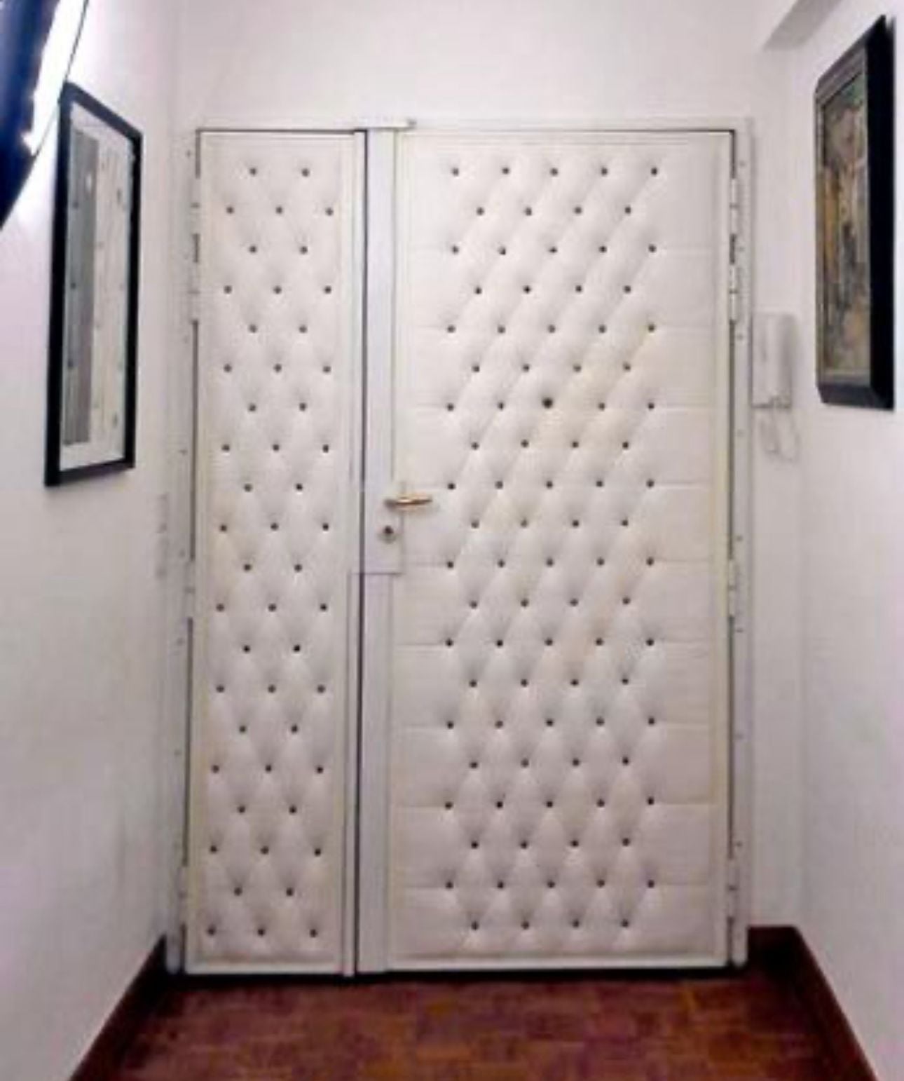  Room and Door soundproofing خدمة عزل أبواب وغرف الألعاب  - Image 2